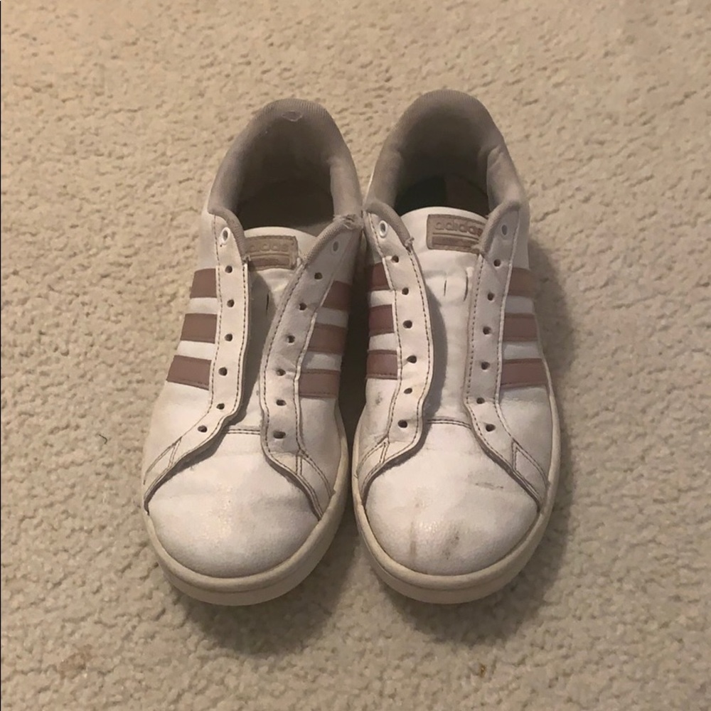 Adidas Grand Court Sneakers